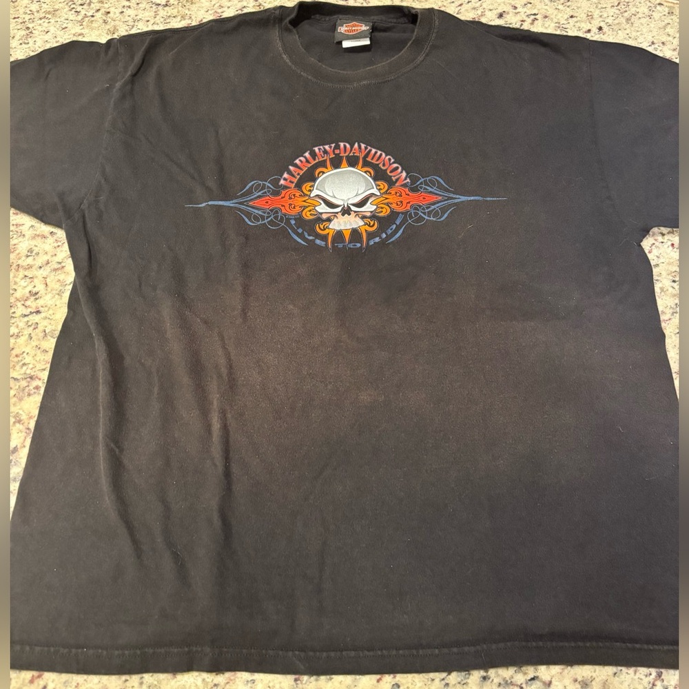Harley Davidson shirt size XL